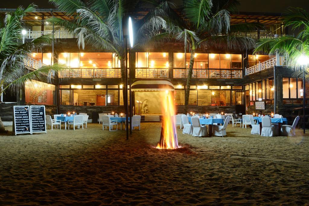Mount Breeze Hotel Дехивала-Маунт-Лавиния Экстерьер фото